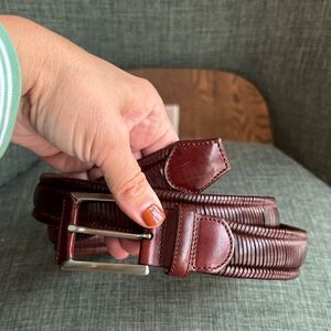 Tommy Bahama genuine leather braided Men Brown Leather Belt size 40 EUC Classic